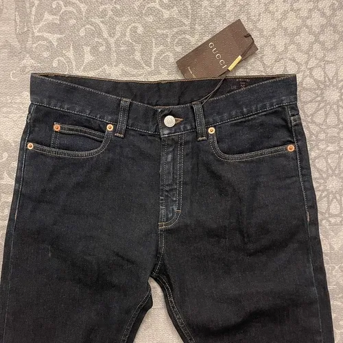 Gucci Mid-Rise Straight Leg Jeans Size 26 NEW image indicator(4)
