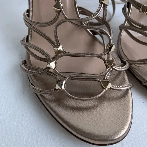 Valentino Garavani Strappy Rockstud Sandal Heel NEW image indicator(3)