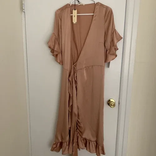 NIGHTCAP CLOTHING Silk Ruffle Wrap Dress Size M NEW NWT image indicator(9)