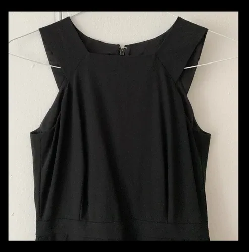 J. Crew Sleeveless Shift Career Dress Stretch Dress Size 0 image indicator(7)