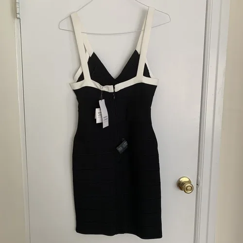 Herve Leger Contrast Strap V-Neck Bandage Dress Size Large MSRP image indicator(5)