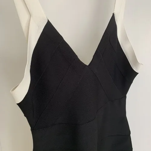Herve Leger Contrast Strap V-Neck Bandage Dress Size Large MSRP image indicator(6)