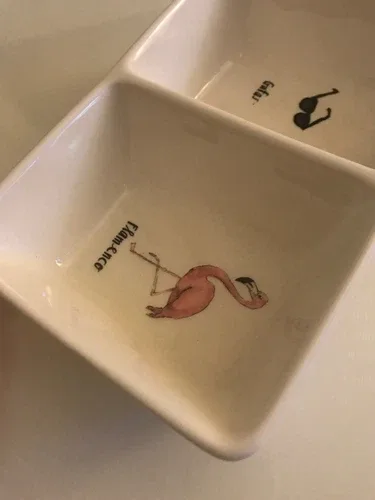 Rae Dunn Gafas Flamenco Snack Tray Ceramic Duo image indicator(9)