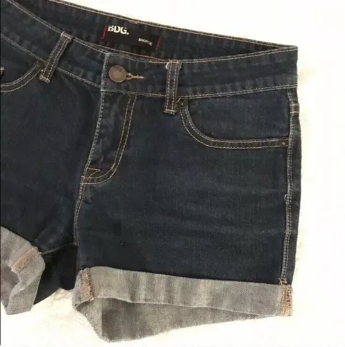 Urban Outfitters Denim Jean Shorts BDG Shortie Size 27 MSRP $79 image indicator(6)