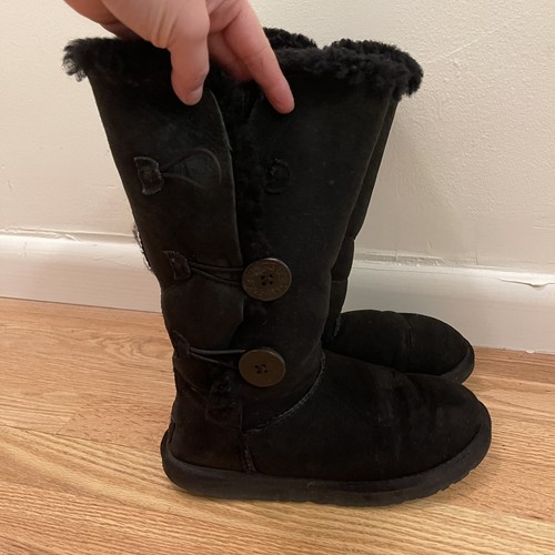 UGG Black Boots - Bailey Button Triplet - Size US 6 EU 37 - photo 5