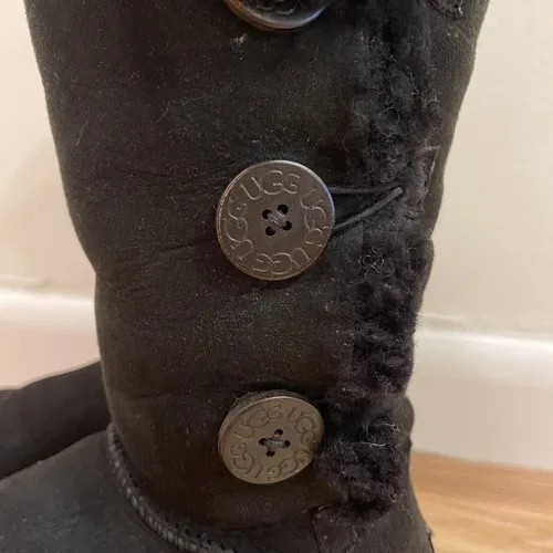 UGG Black Boots - Bailey Button Triplet - Size US 6 EU 37 image indicator(10)