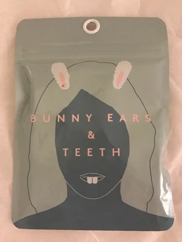 Bunny Ears & Teeth Urban Outfitters Kit image indicator(4)