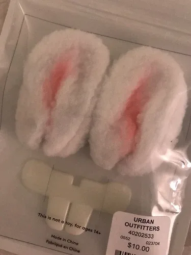 Bunny Ears & Teeth Urban Outfitters Kit image indicator(5)