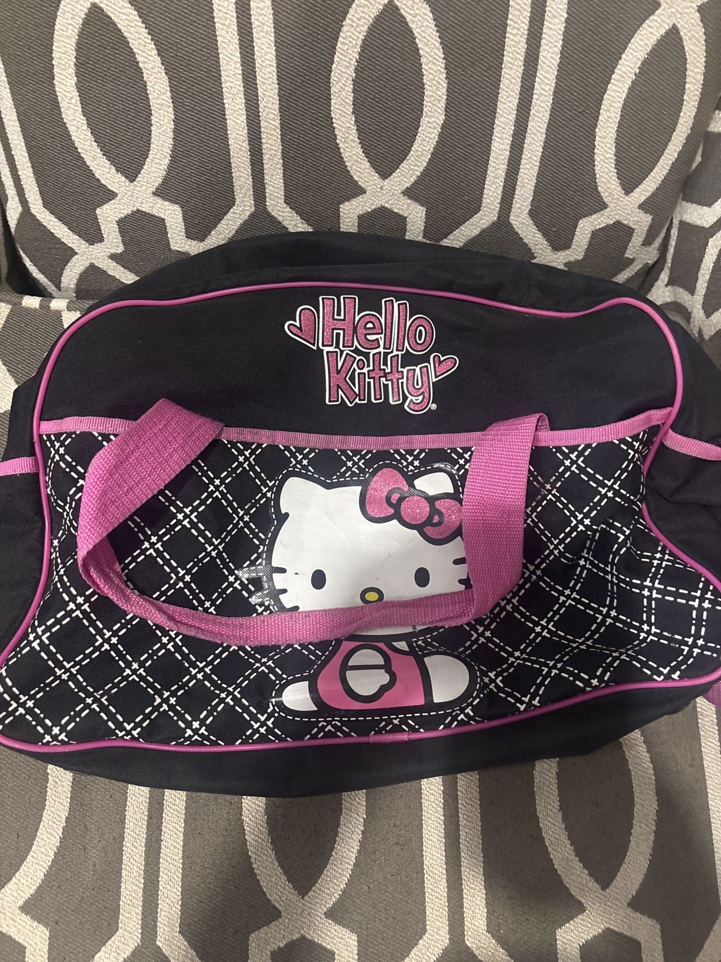 Hello Kitty Duffel Bag - Small Tear - photo 2