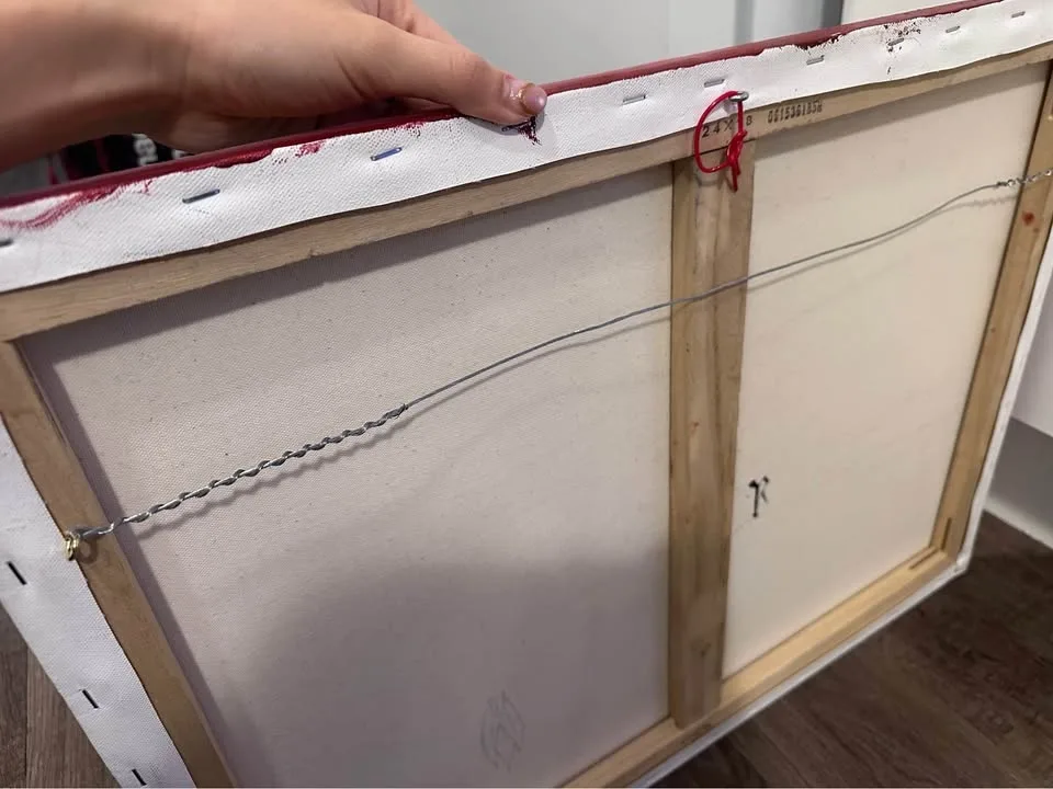 Painting on canvas image indicator(3)