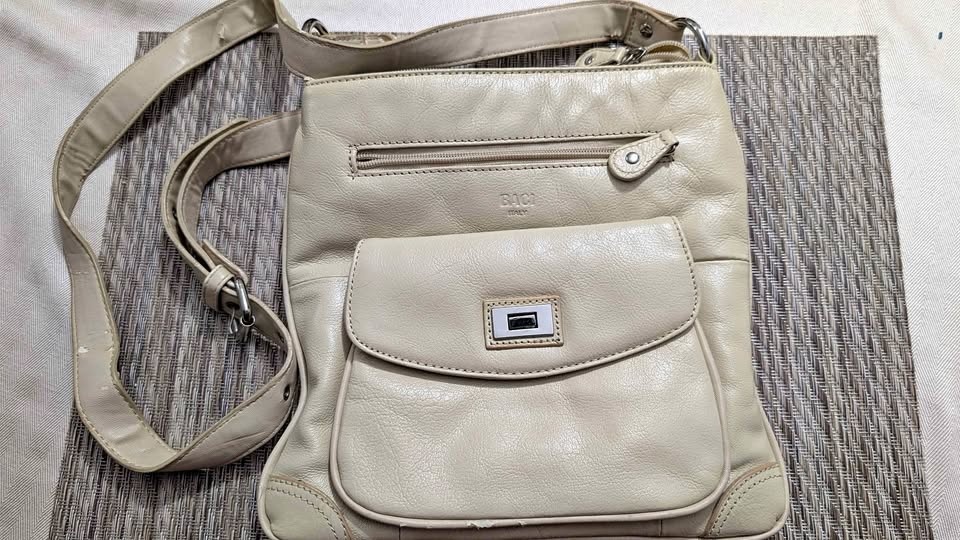 BACI Italy Genuine Leather Crossbody Bag