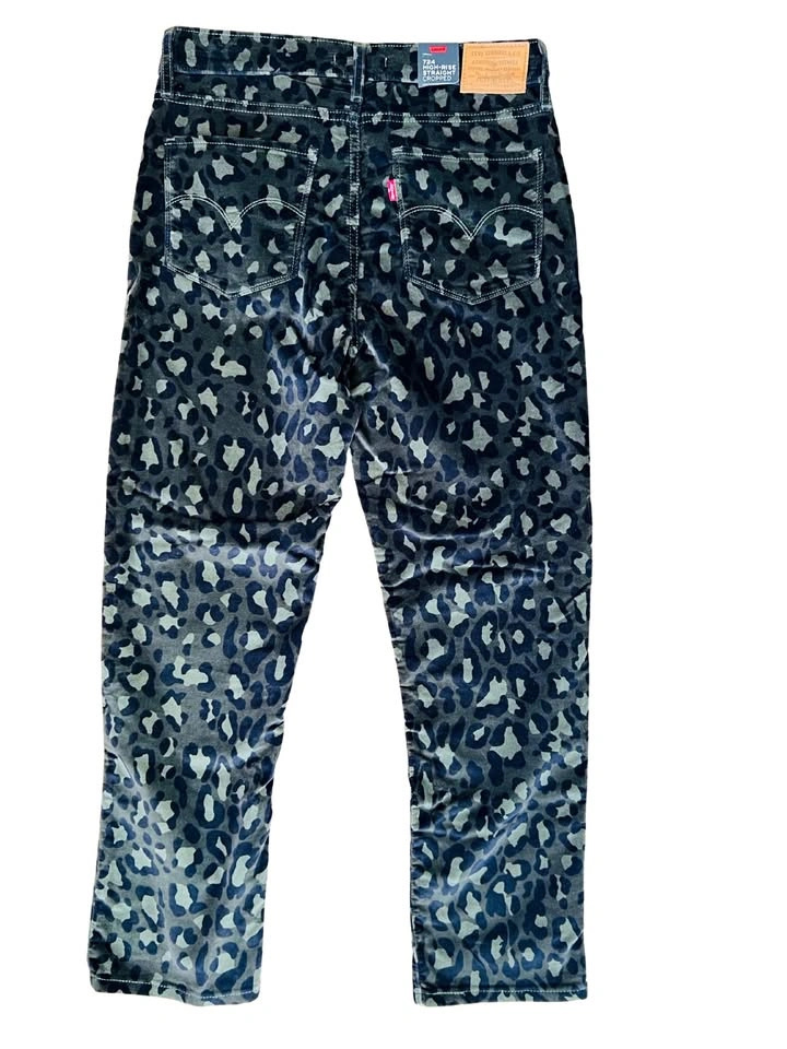 Levi's Sculpt 724 Velvet Jeans Size 30W (10)
