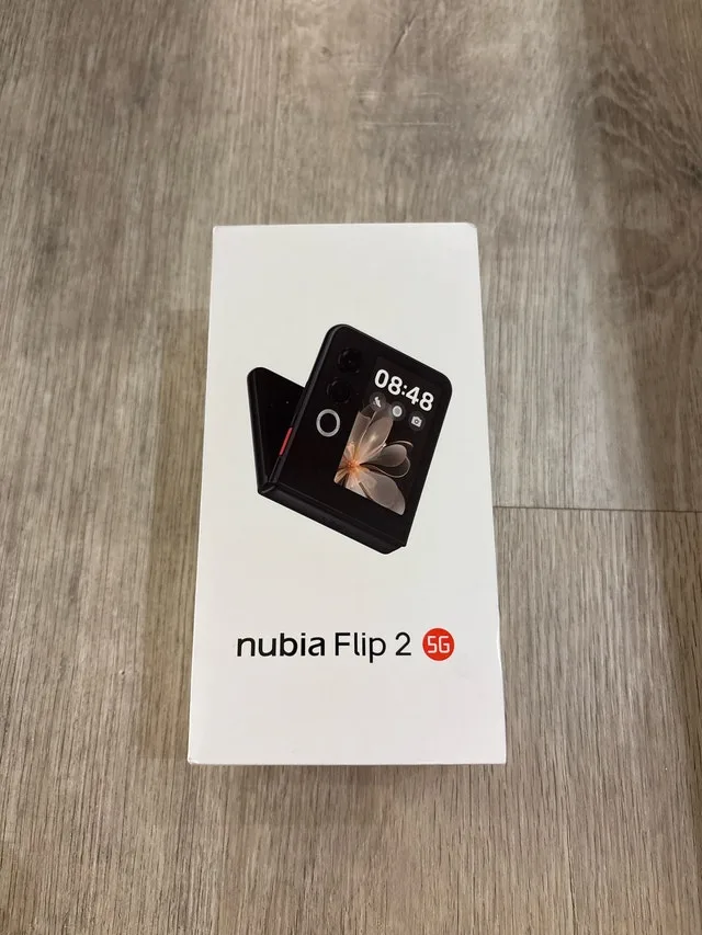 ZTE Nubia Flip 2 128 GB Cell Phone (brand new)