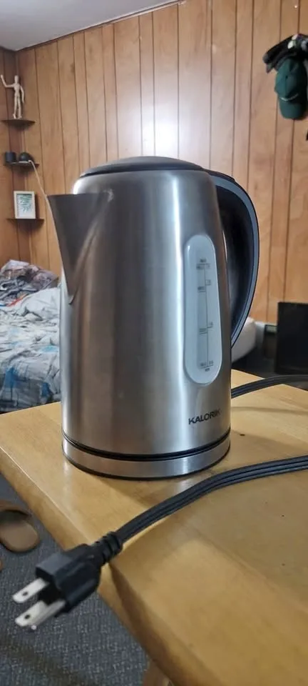 Kalorik kettle on sale. 1.7 Litre. Not much used.