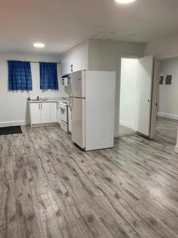 2 Beds 1 Bath House image indicator(2)