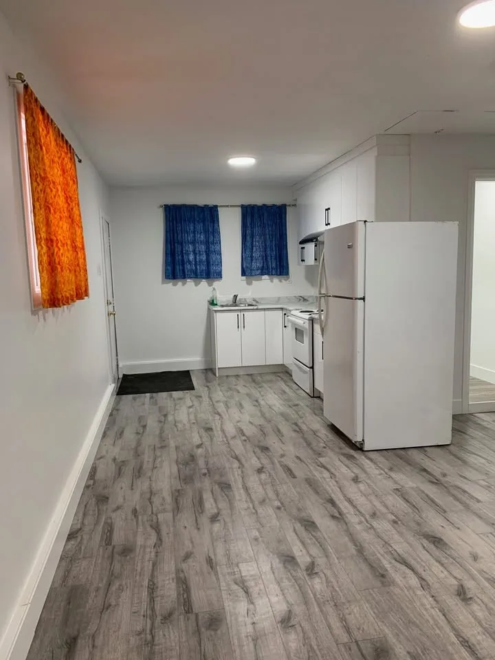 2 Beds 1 Bath House image indicator(3)