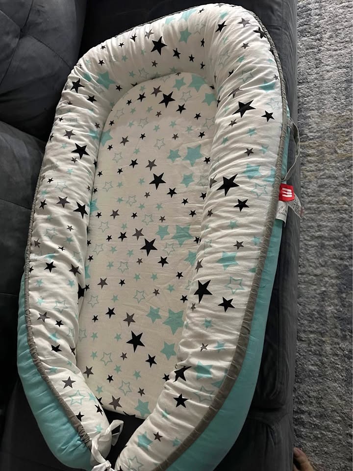 Baby Lounger / Baby Nest –