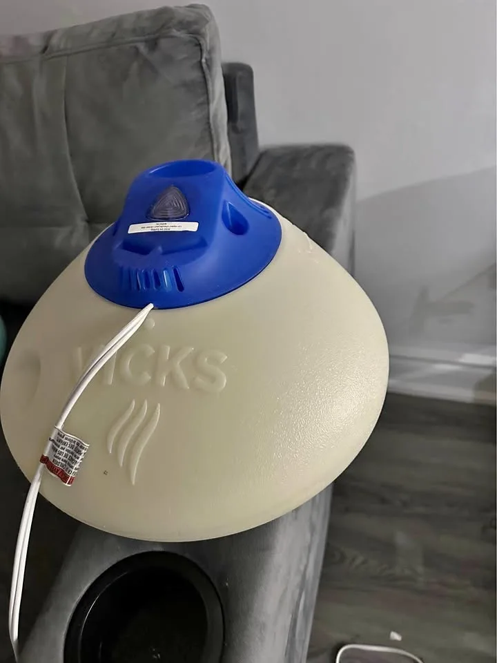 🌬️ Vicks Warm Mist Humidifier – Great Condition!