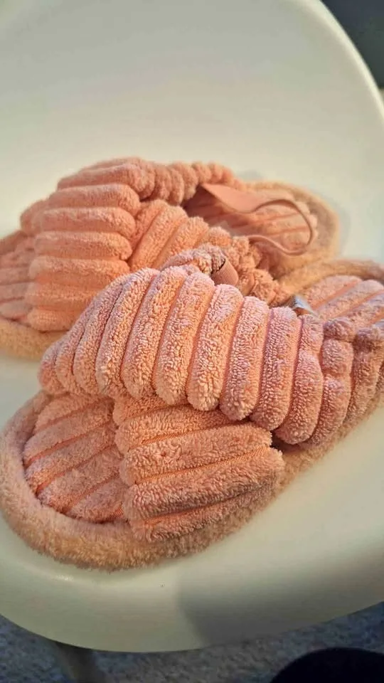 Girls Pool Size Slip on Strap Shoe