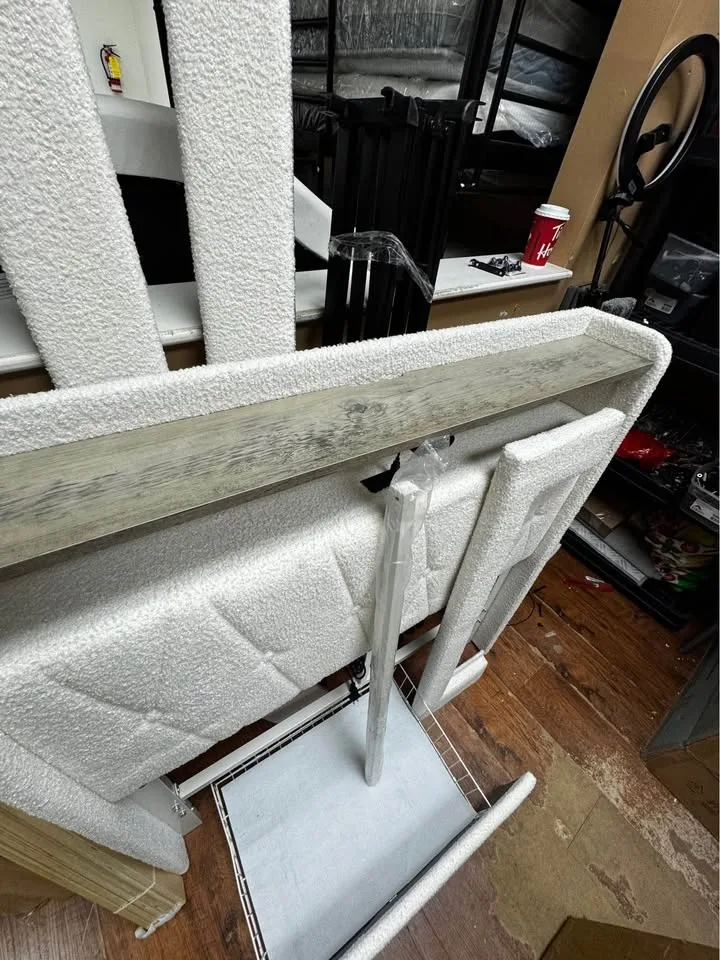 Twin/Single Upholstered Platform Bed with Storage Drawer and LED image indicator(3)