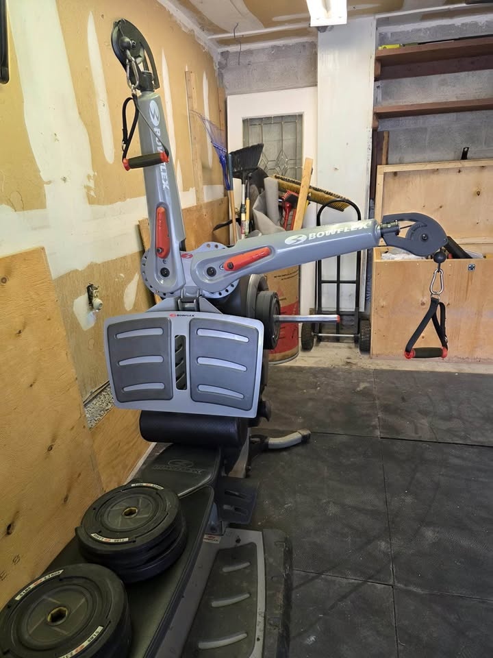 Bowflex Revolution - photo 3