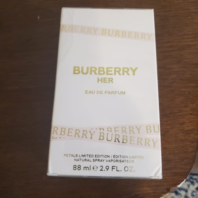 Burberry Her Petals 88ml - photo 2
