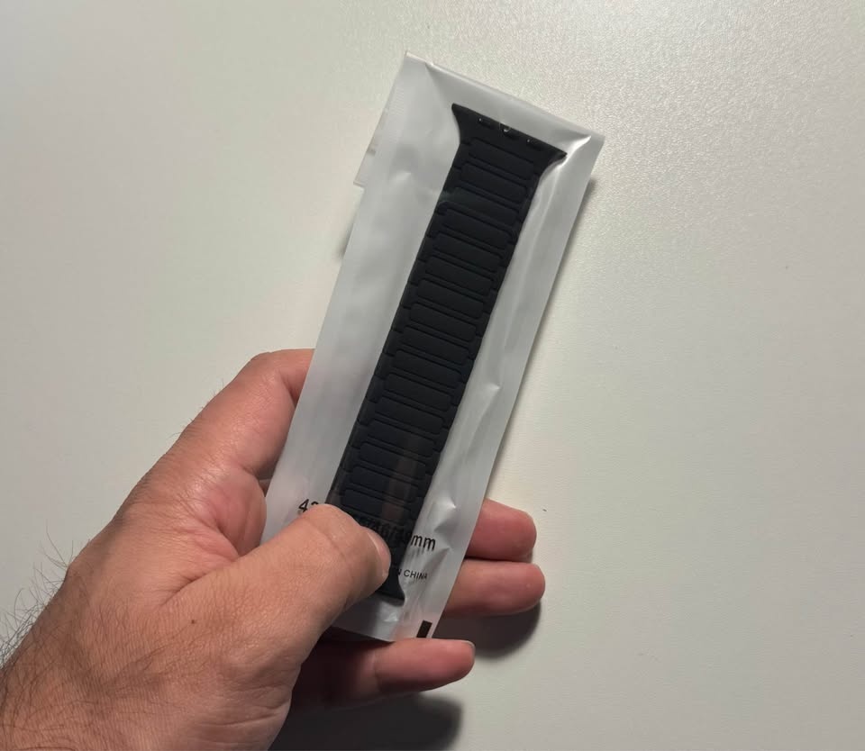 Magnetic Apple Watch band *NEW* 44, 45, 46, 49 mm ultra - photo 4