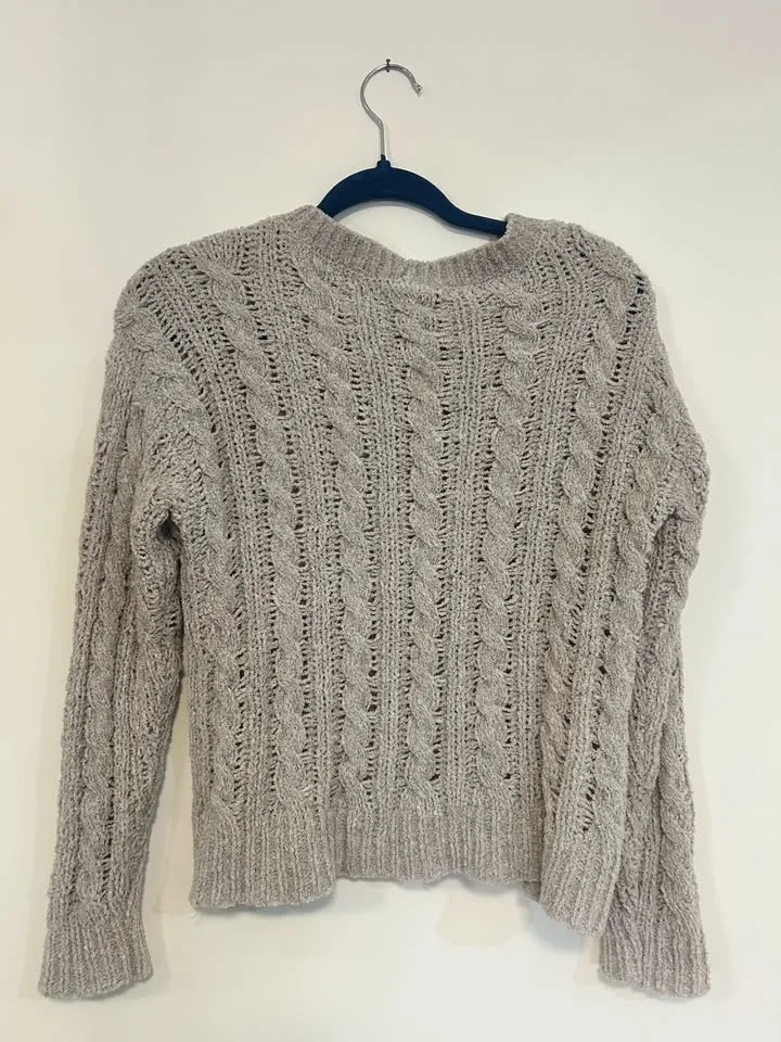 American Eagle Knitted Sweater image indicator(2)