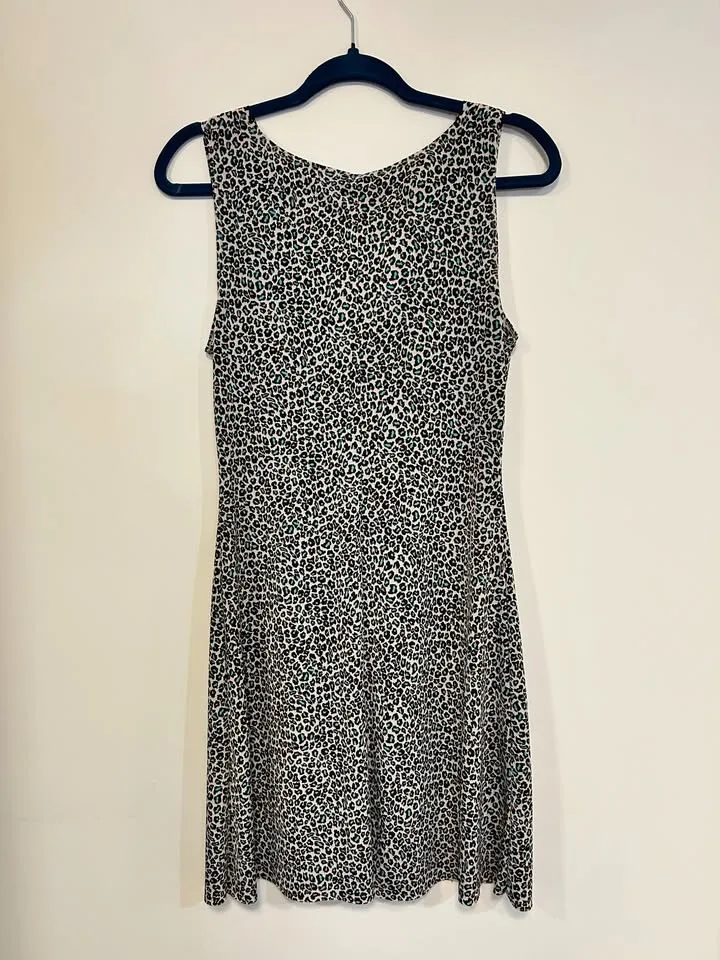 B Stewart Leopard Dress image indicator(2)