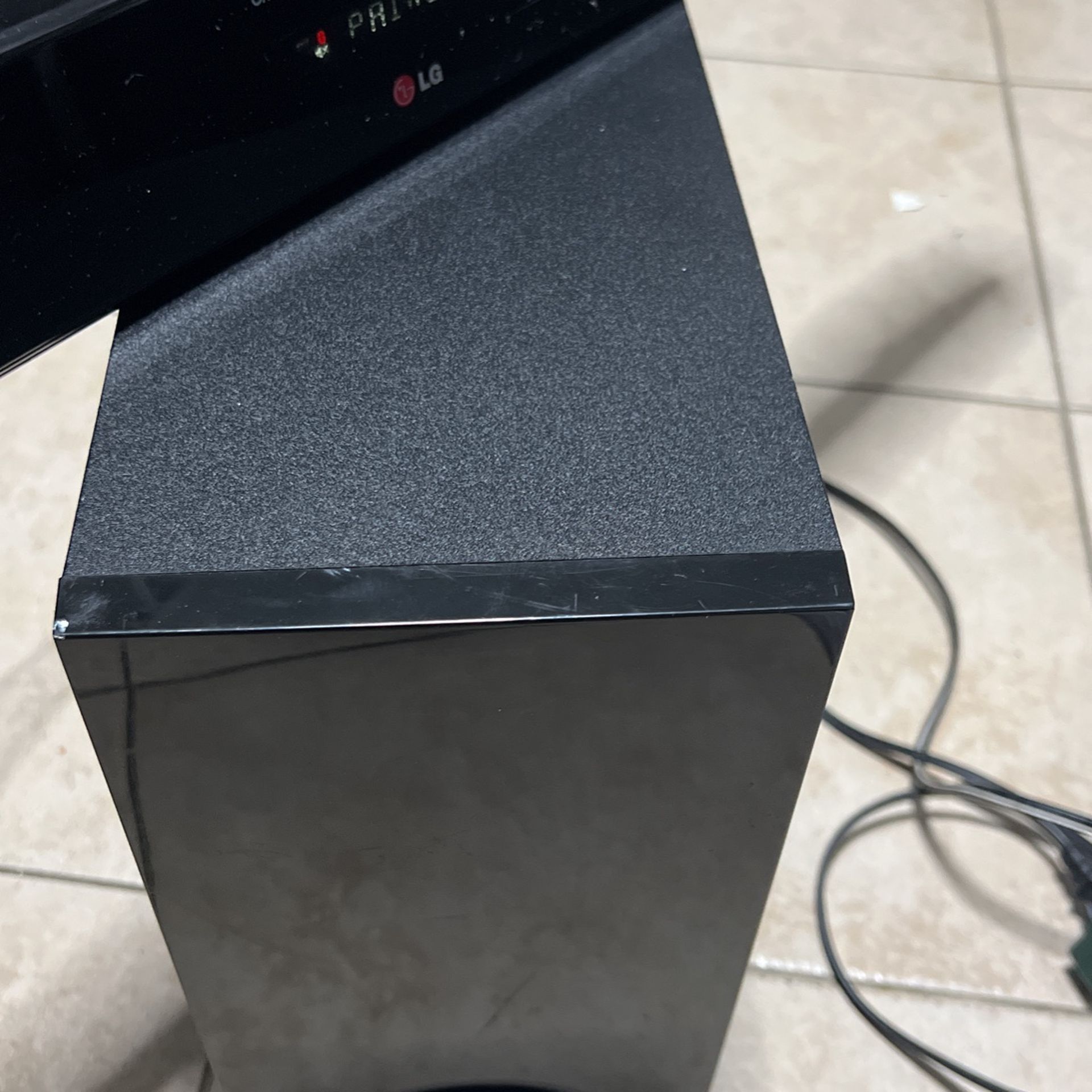 LG BARRA DE SONIDO buen Estado - photo 2