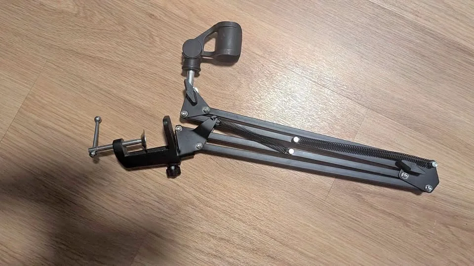 Mic arm for desk