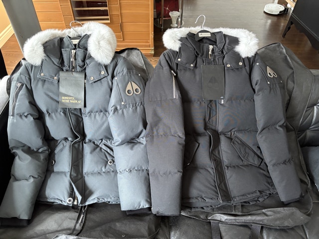 Moose Knuckles 3Q Men’s Winter Jacket Gray Medium Black Small