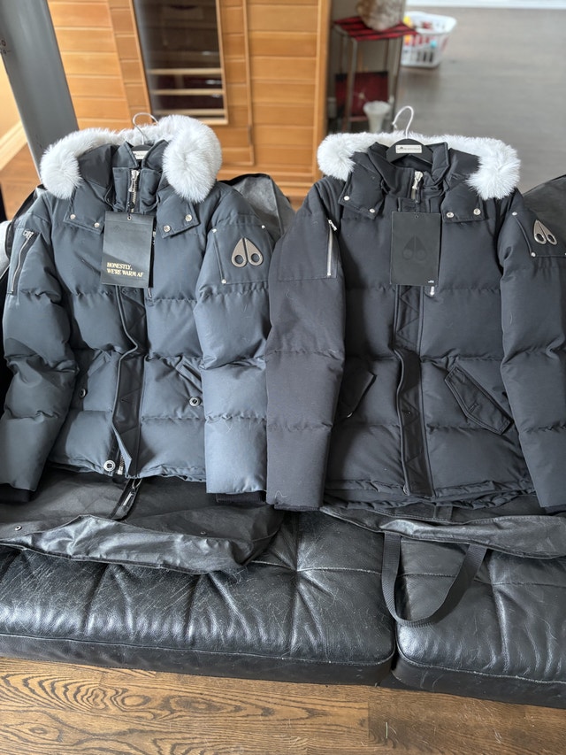 Moose Knuckles 3Q Men’s Winter Jacket Gray Medium Black Small - photo 2