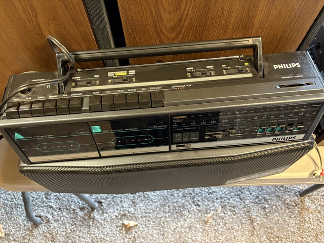 Philips D8300 - photo 2
