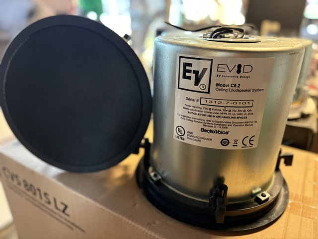 ElectroVoice C8.2