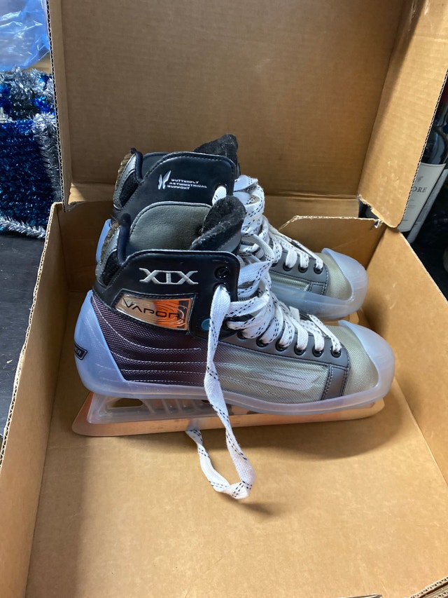 NBH Vapor XIX goal skate sr. Size 8.5 womens with D - photo 3