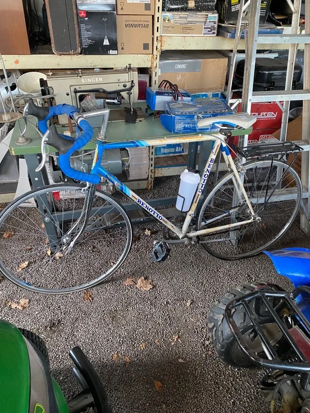 Benotto model 800 made in Italy 55 centimetre frame image indicator(2)