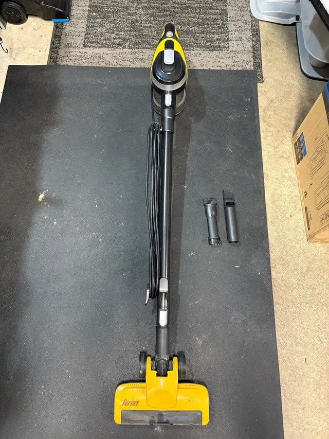 hornet FeatherWeight Vacuum corded