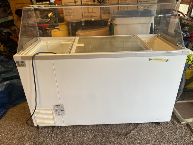 Celcold CF59SG 60" freezer cabinet - photo 5