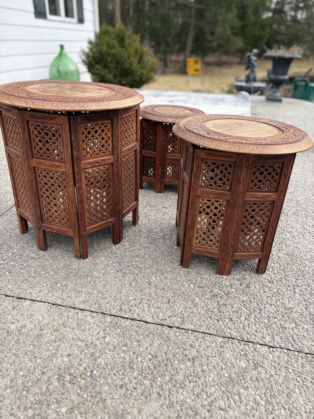 1950s Anglo-Indian Octagonal Carved teak table - photo 5