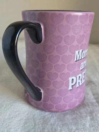 Disney Minnie Mouse Mornings Aren’t Pretty Mug image indicator(3)
