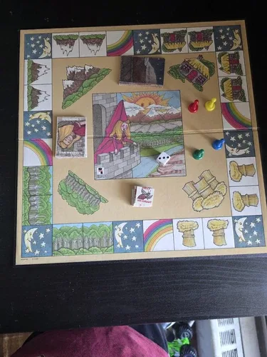 Save The Princess Board Game 1987 Playtoy Industries Complete image indicator(2)