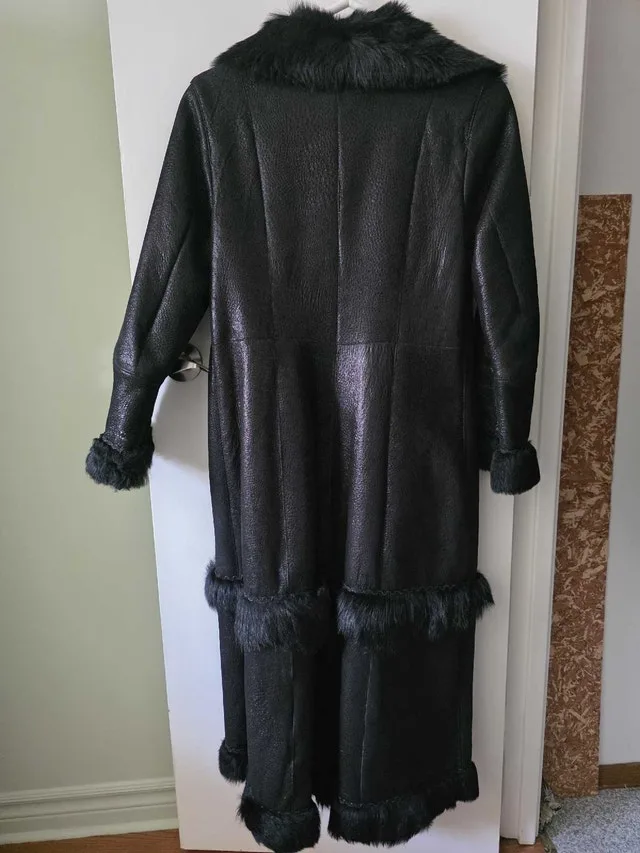 Coronado Bella Leather Coat image indicator(2)