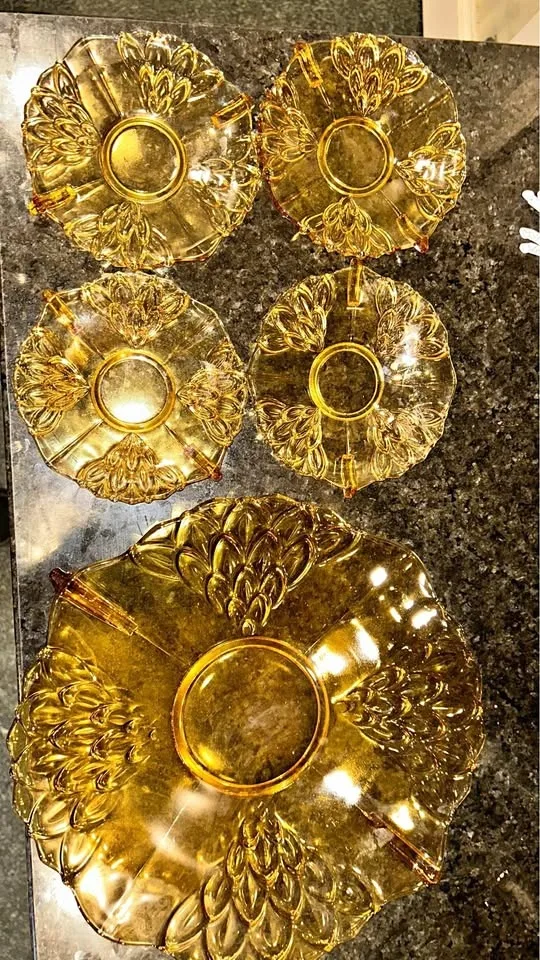 Flower glass plate