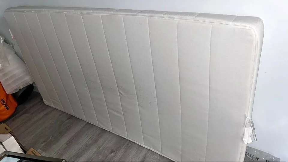 Thin single mattress