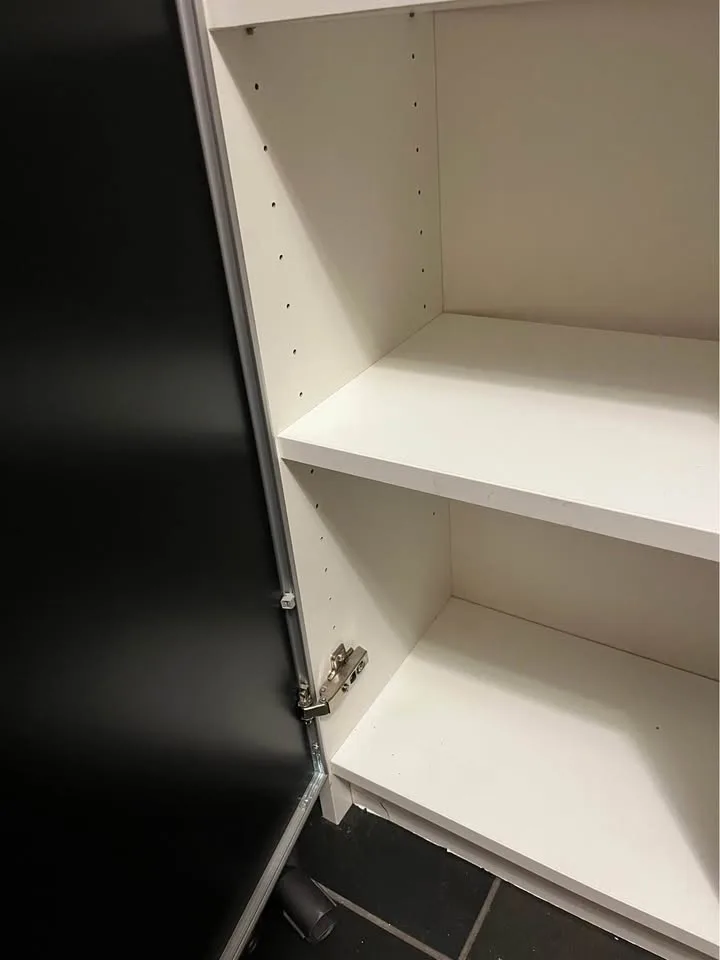 IKEA - PAX storage with glass door image indicator(3)