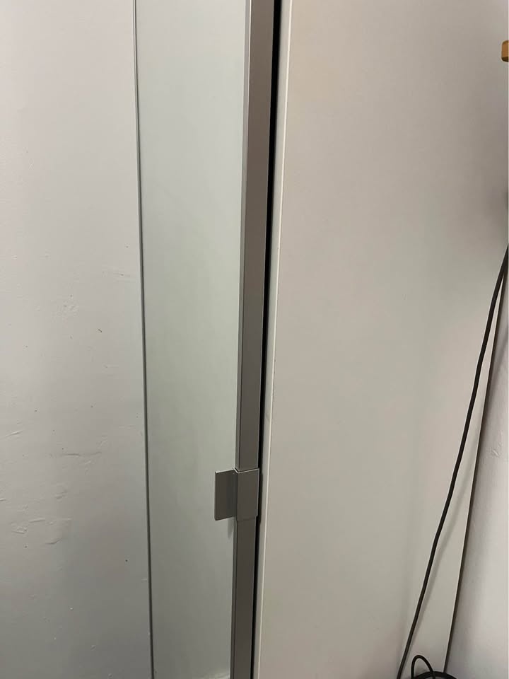 IKEA - PAX storage with glass door - photo 5
