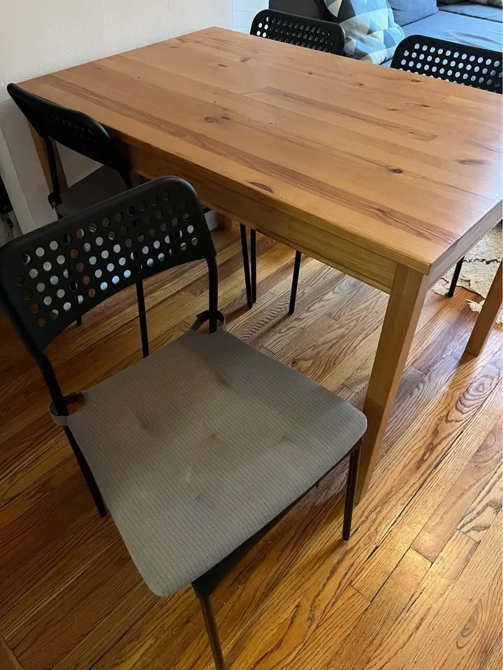 IKEA wood table + 4 chairs/cushion image indicator(4)