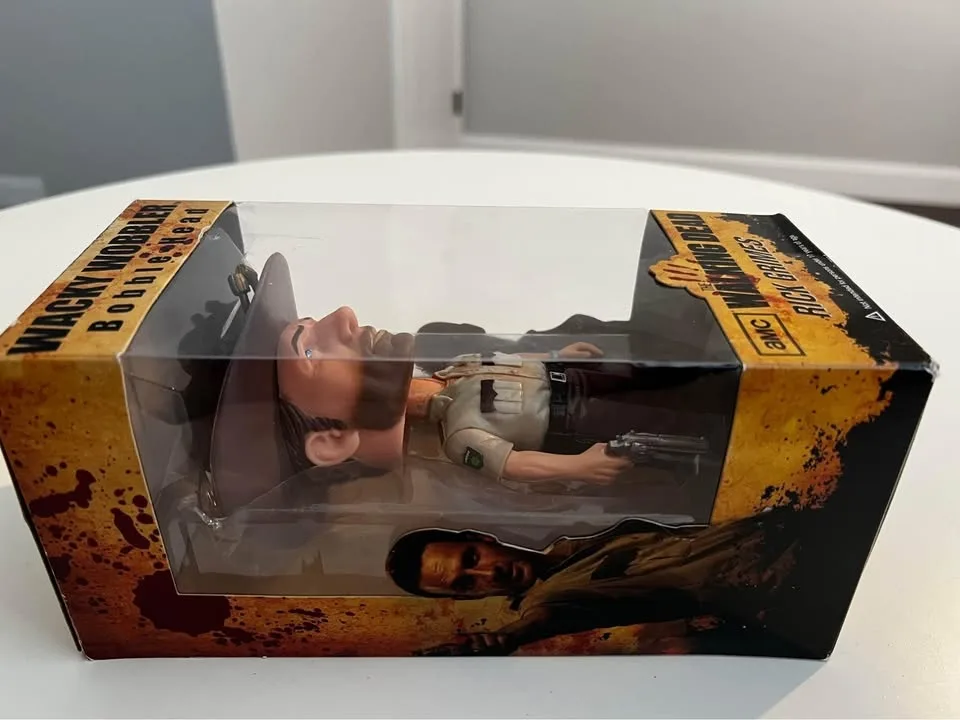 Rick Grimes | The Walking Dead bobble head action figure image indicator(3)