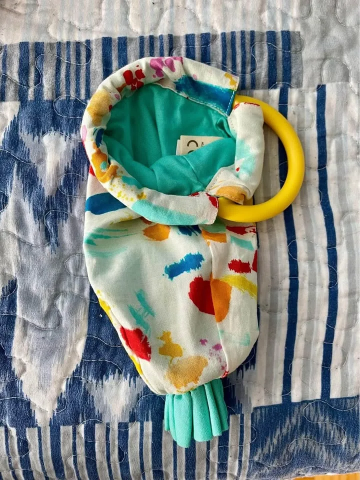 Lovevery- The Thinker Play kit image indicator(7)